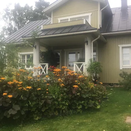 Perinteinen Maalaistalo Villa Vesivehmaa Exterior photo